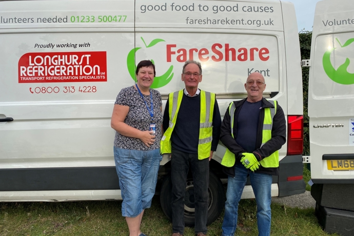 Pantry Gaynor From Kent Community Pantries With Delivery Drivers From Fareshare Vic And Jeff