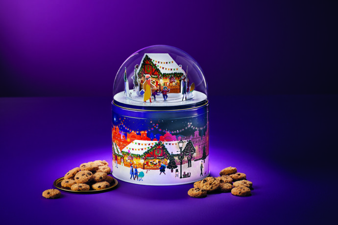 1 Aldi Musical Biscuit Tin £8.99