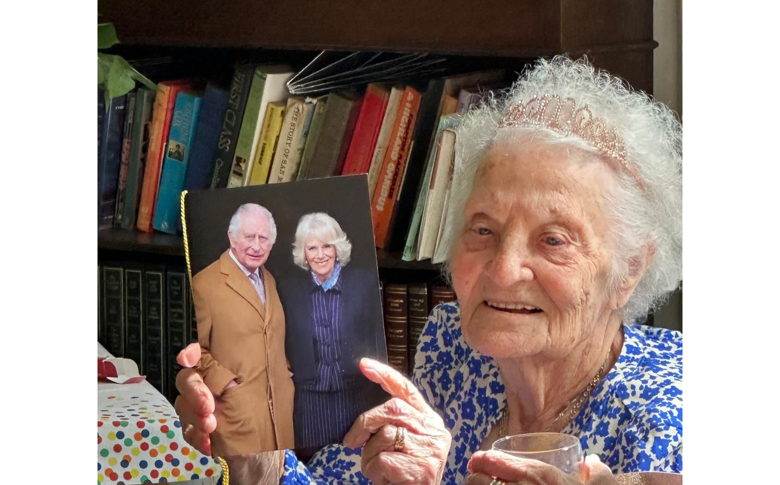 Lillian With Her Card From King Charles Border